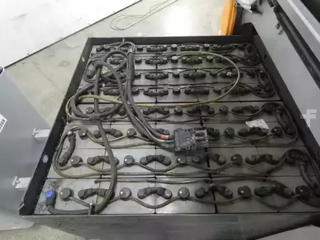 Carrelli elettrici 4 ruote 2020  Still RX60-40 (4)