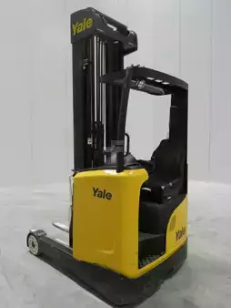 Työntömastotrukki 2021  Yale MR14 (2)