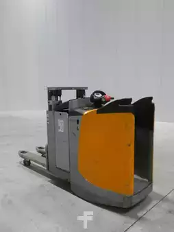 Stacker pedestre 2014  Still EXD-S20 (2)