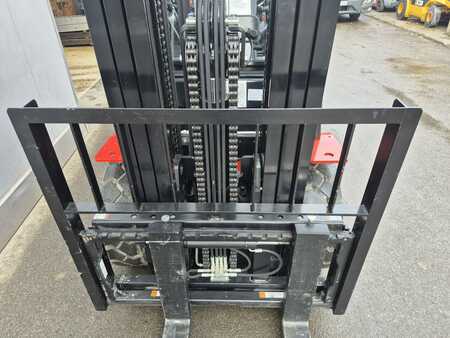 Dieselstapler 2024  HC (Hangcha) CPCD 35-XH7F (1)