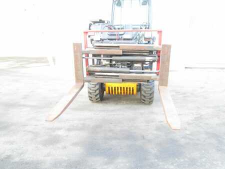 Teleskopstapler-Starr 2012  JCB TLT 30 PO (4)