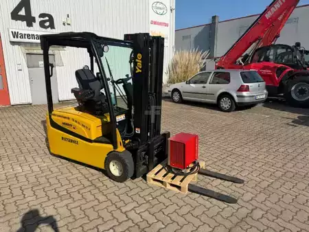 Eléctrica de 3 ruedas 2019  Yale ERP20VTLWB (3)