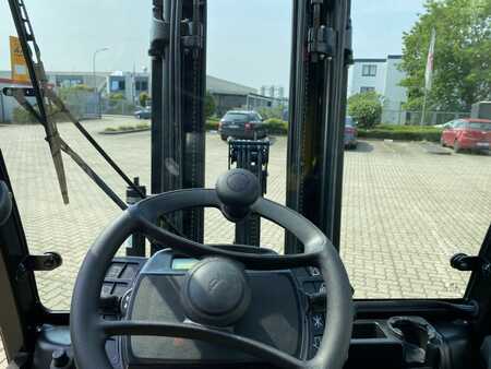 Dieselový VZV 2021  Yale GDP35VX (7)