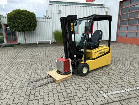 Elektro 3 Rad 2021  Yale ERP20VTLWB (1)