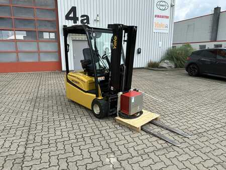 Elektro 3 Rad 2021  Yale ERP20VTLWB (2)