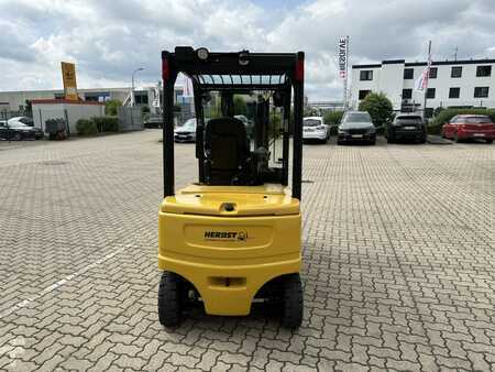 Elektro čtyřkolový VZV 2021  Yale ERP25VLLWB (4)