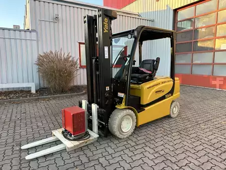 Sähkö - 4 pyör 2022  Yale ERP35VL (1)
