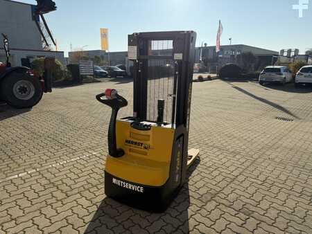 Ruční vysokozdvižný vozík 2025  Yale MS16 (4)