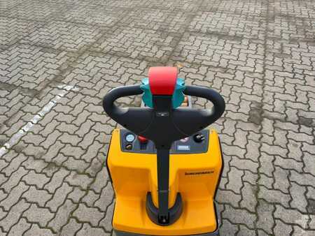 Nízkozdvižný vozík 2018  Jungheinrich EJEM13 (4)