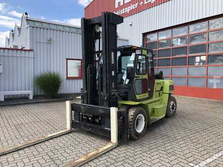 Dieselstapler 2008  Clark C80D (1)