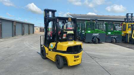 Diesel Forklifts - Yale GDP30VX (2)