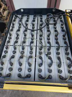 Chariots électriques à 4 roues 2004  Doosan B30X (4)