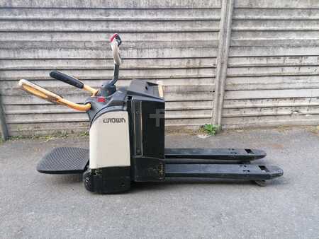 Elektrische palletwagens 2010  Crown WT 3040 (1)
