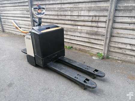 Elektrische palletwagens 2010  Crown WT 3040 (4)