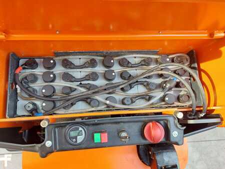 Gerbeurs à conducteur porté debout 2016  Doosan LEDD 12.5/18 (3)