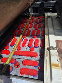 4-wiel elektrische heftrucks 1997  OM E 35 N (2)