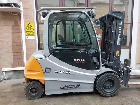 Carrelli elettrici 4 ruote  Still RX 60-50 (1)