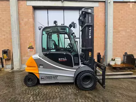 Carrelli elettrici 4 ruote  Still RX 60-50/600 (5)
