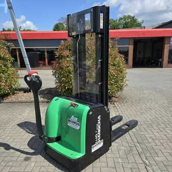 Stapelaars 2022 HC (Hangcha) CDD20-AC1-I (2)