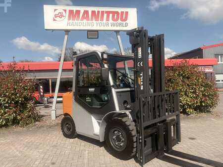 Carrelli elevatori diesel 2021  Still RC 42-50 (1)