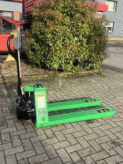 273_5559-1.jpg?v=1762981202