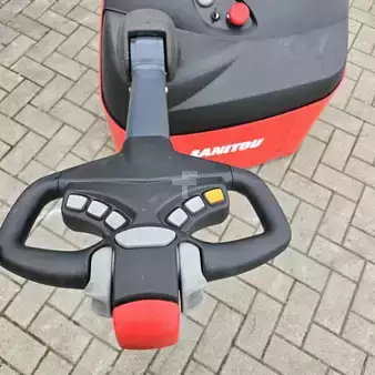 Wózek wysokiego podnoszenia 2019  Manitou Stacky SK 10 S16 (2)