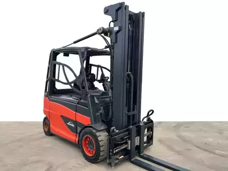 Elektro čtyřkolový VZV 2015  Linde E 50/600 HL 388 (6700 ore) (1)