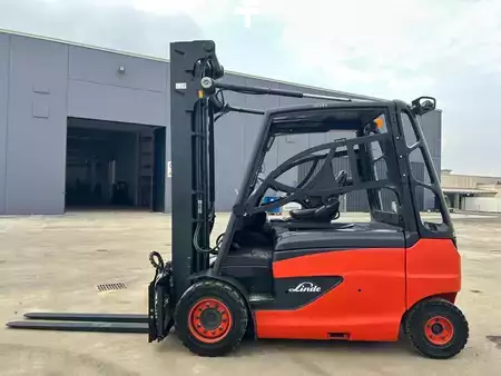 Elektro čtyřkolový VZV 2015  Linde E 50/600 HL 388 (6700 ore) (2)