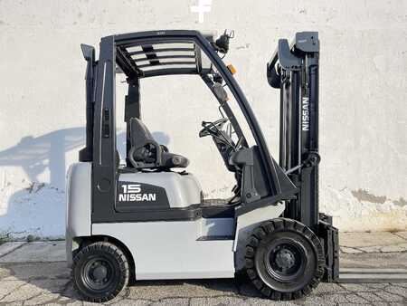 Diesel Forklifts 2011  Nissan Y1D1A15Q (2)