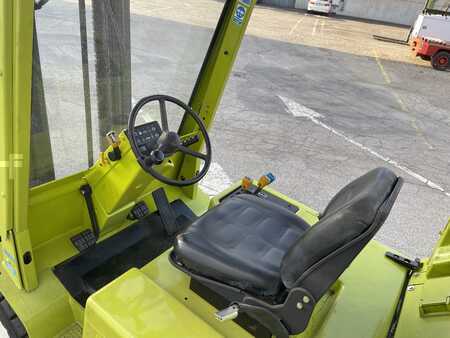 Carrello elevatore diesel 1991  Clark DPM 30 (4)