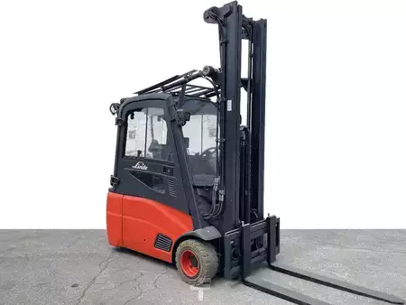 Elektro čtyřkolový VZV 2014  Linde E 18 L-01/386 (batt. NUOVA) (1)