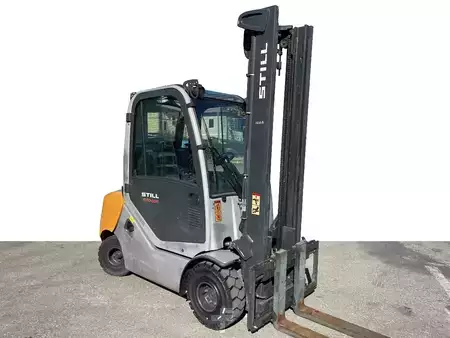 Diesel gaffeltruck 2016  Still RX 70-30 (1)