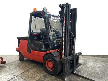 El truck - 4 hjulet 2003  Linde E 48 P-02 (batt. 2022 - 95%) (1)