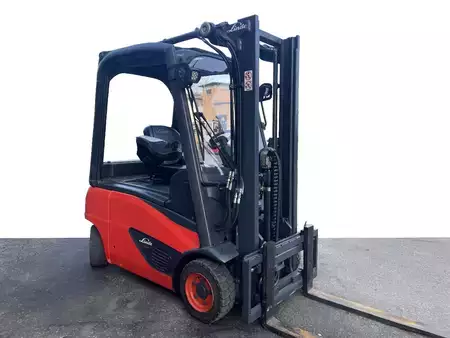 Elektro čtyřkolový VZV 2017  Linde E 16 P-02/386 (1)