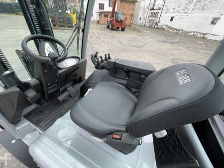 Carrelli elettrici 4 ruote 2018  Still RX 60-30L/600 (Batt. 2022) (4)