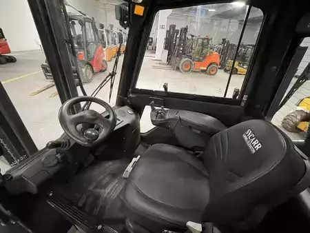 Chariots élévateurs diesel 2015  Linde H 30 D-02 (4)