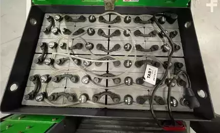 Elektromos 4 kerekű 1996  Cesab BLITZ 315 (5)