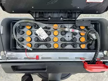 Porta-paletes elétrico 2017  Still ECU 16 (5)