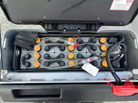 Porta-paletes elétrico 2017  Still ECU 16 (5)