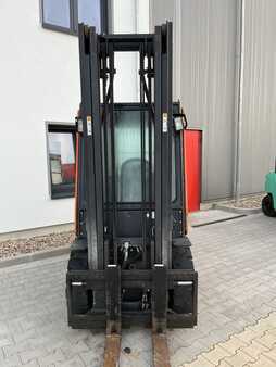 Diesel Forklifts 2014  Doosan D30 S-5 (2) 
