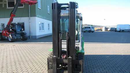 Diesel Forklifts 2020  Cesab M330H-D (4)