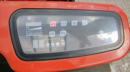 4-wiel elektrische heftrucks 2005  BT CBE40 (7)