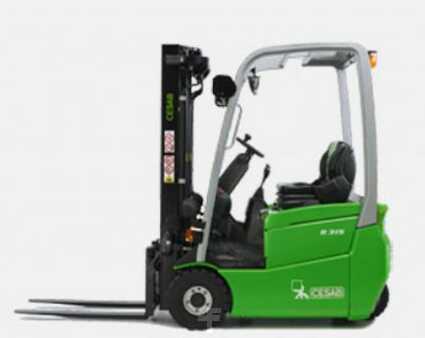 Chariots électriques à 3 roues 2011 Cesab B318 (1)