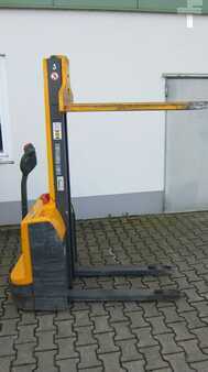 Gerbeurs 2014 Jungheinrich EMC 110 (1)
