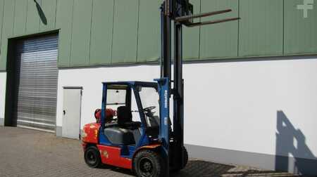 LPG heftrucks 1999  Komatsu FG30HT-12 (2)