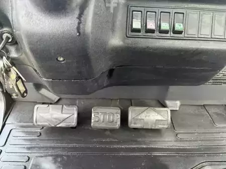 Diesel Forklifts 2005  Linde H16D-03 (3)