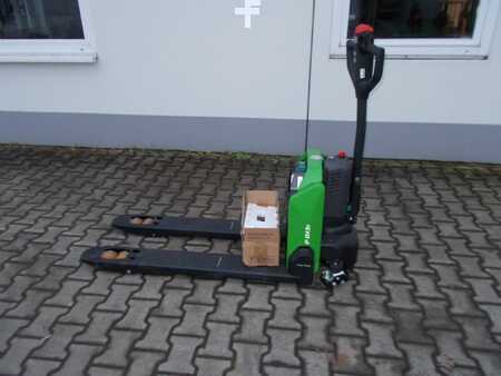 Transpalettes éléctriques 2021 Cesab P013i (2)