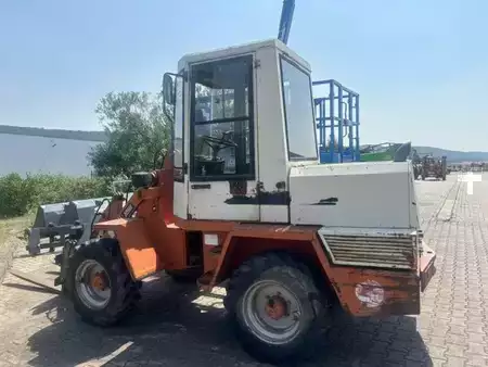 Egyéb 1992  Schaeff SKL 821 (2)