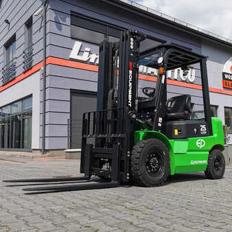 El truck - 4 hjulet 2023  EP Equipment EFL252  Li-Ion ,  side shift (3) 