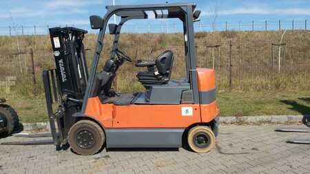 4-wiel elektrische heftrucks 2004 Toyota 7FBMF30 (1)